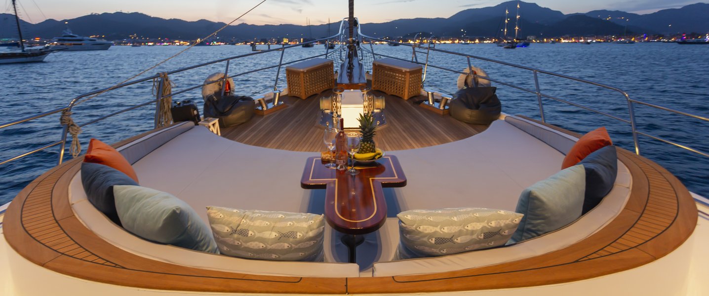 alt_prefix Diva Deniz 