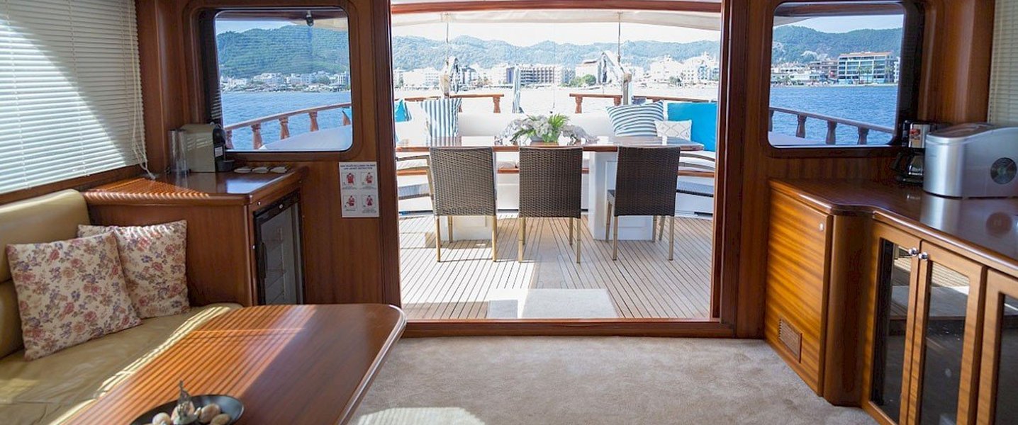 alt_prefix White Rose 