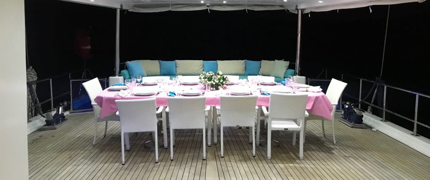 alt_prefix Esma Sultan 