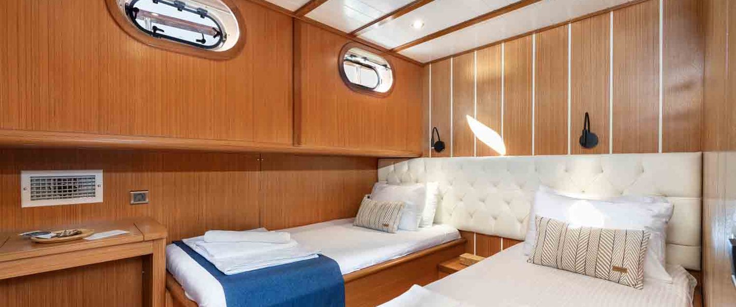 alt_prefix Gozdem the One 