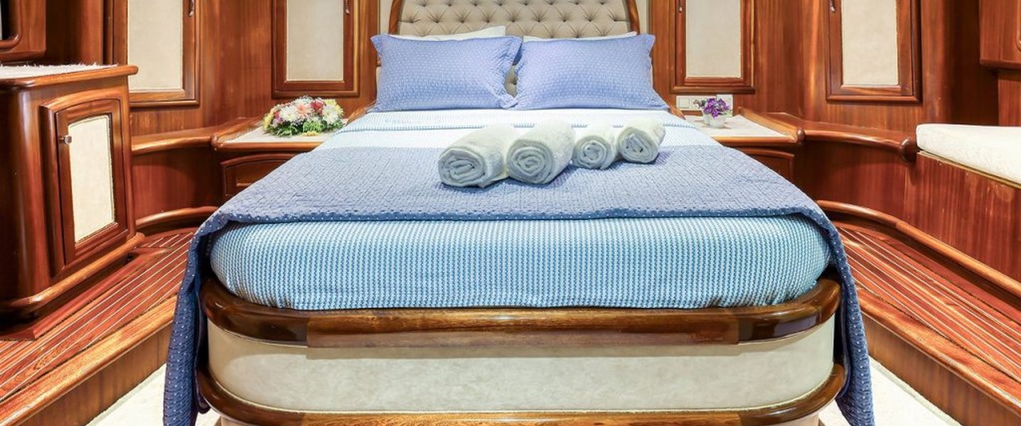 alt_prefix Mehmet Ayaz 