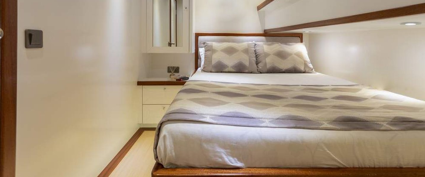 alt_prefix Grand Sailor 