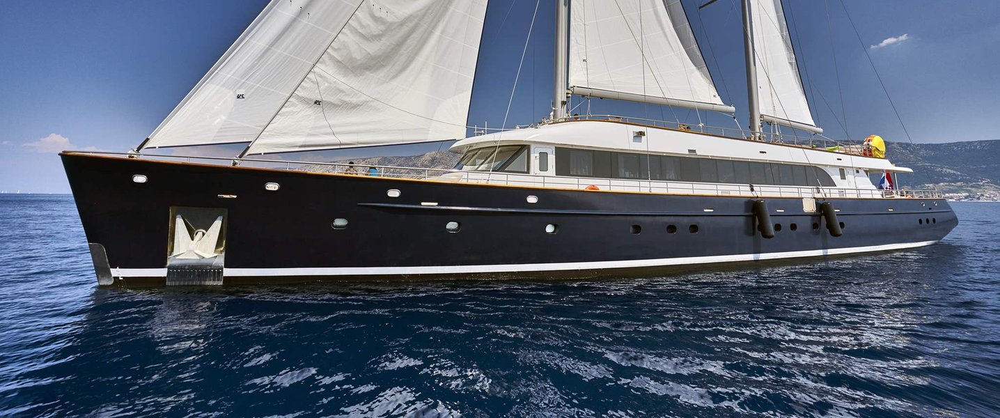 alt_prefix Dalmantino 