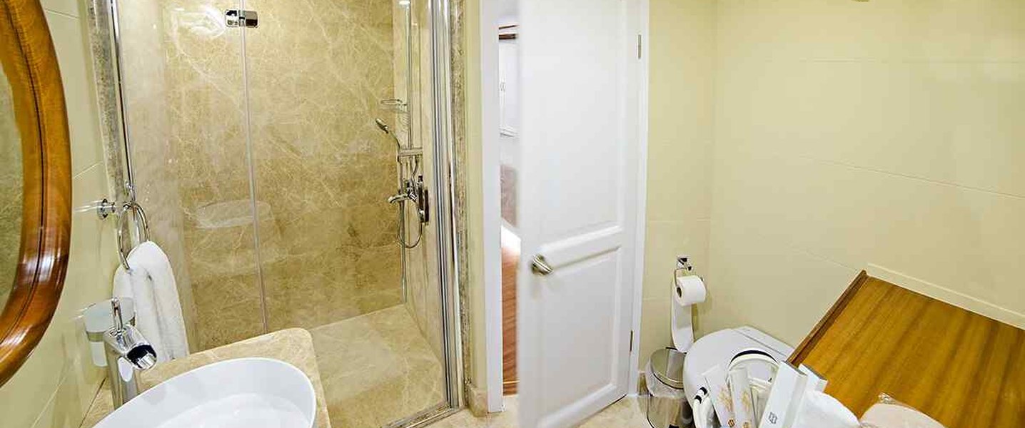 alt_prefix Bella Mare 