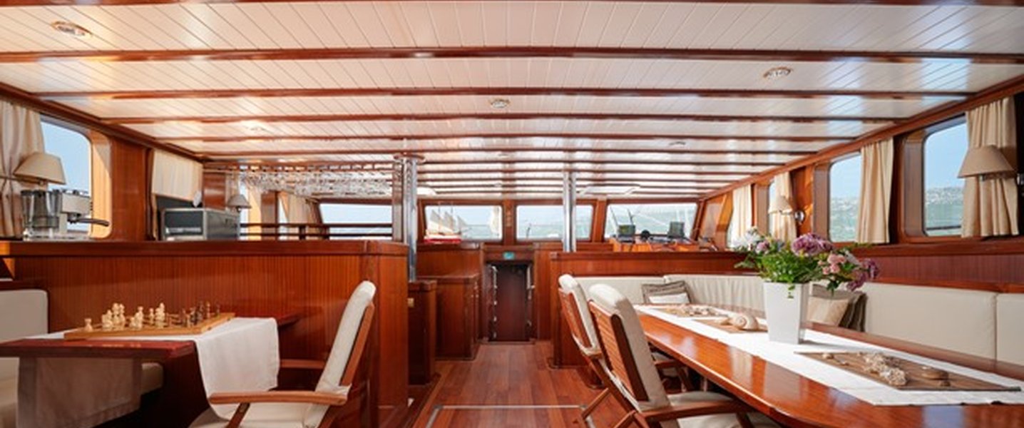 alt_prefix Queen of Adriatic 