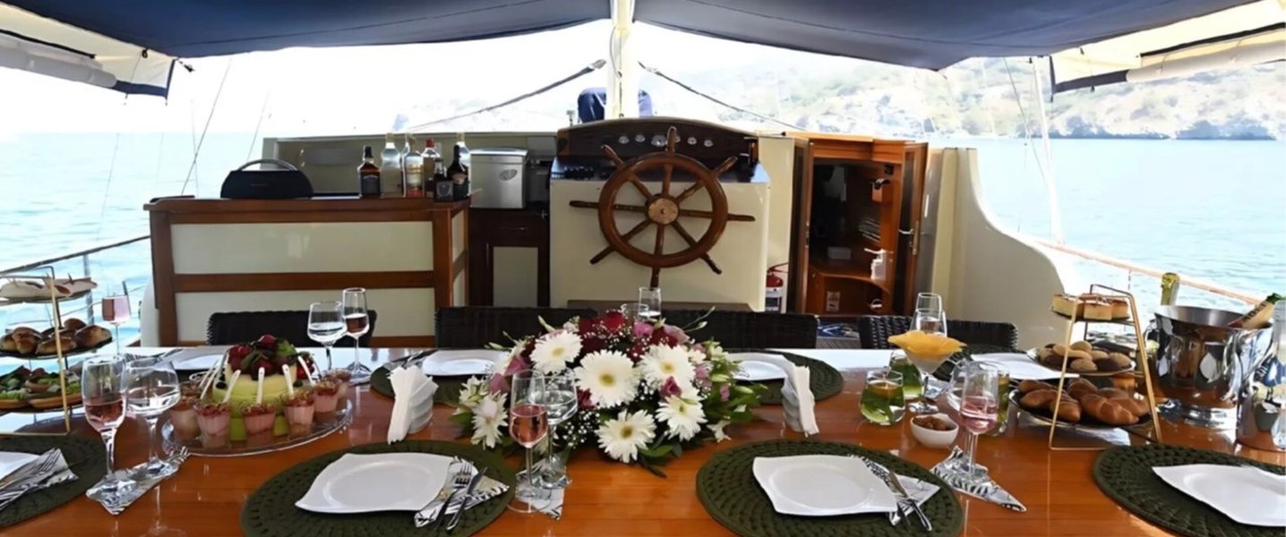 alt_prefix Cemre Mila 