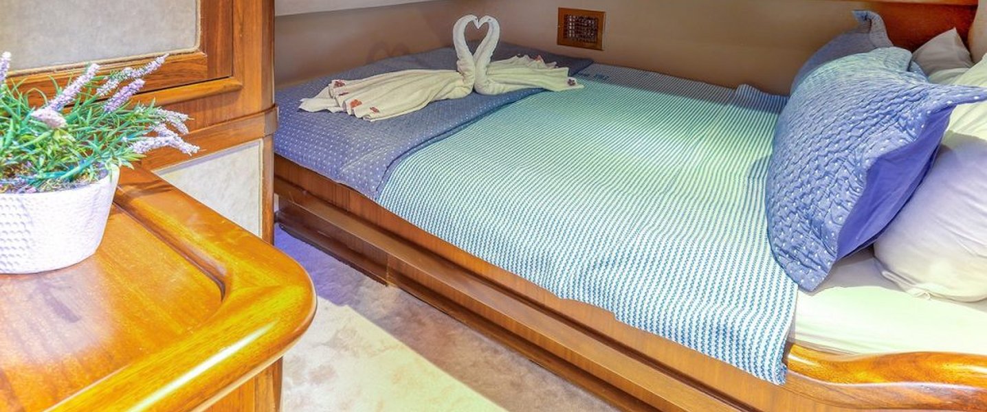 alt_prefix Mehmet Ayaz 