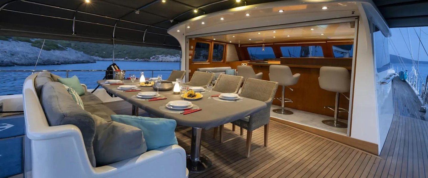 alt_prefix Lucky you 