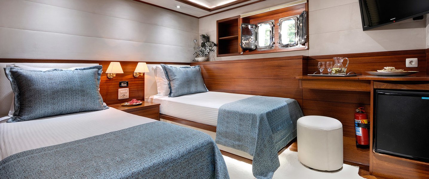 alt_prefix Alessandro 