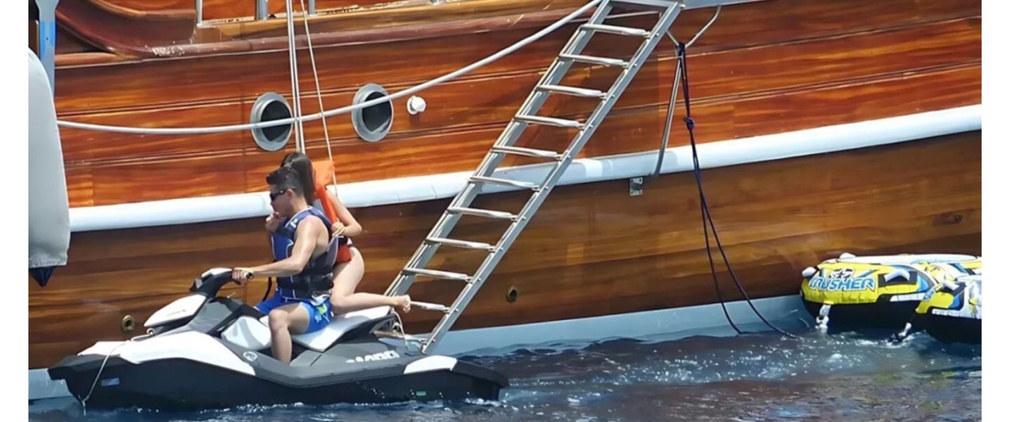 alt_prefix Kaptan Mehmet Bugra 