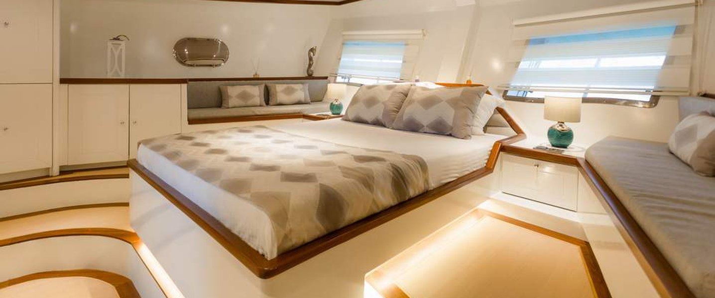 alt_prefix Grand Sailor 