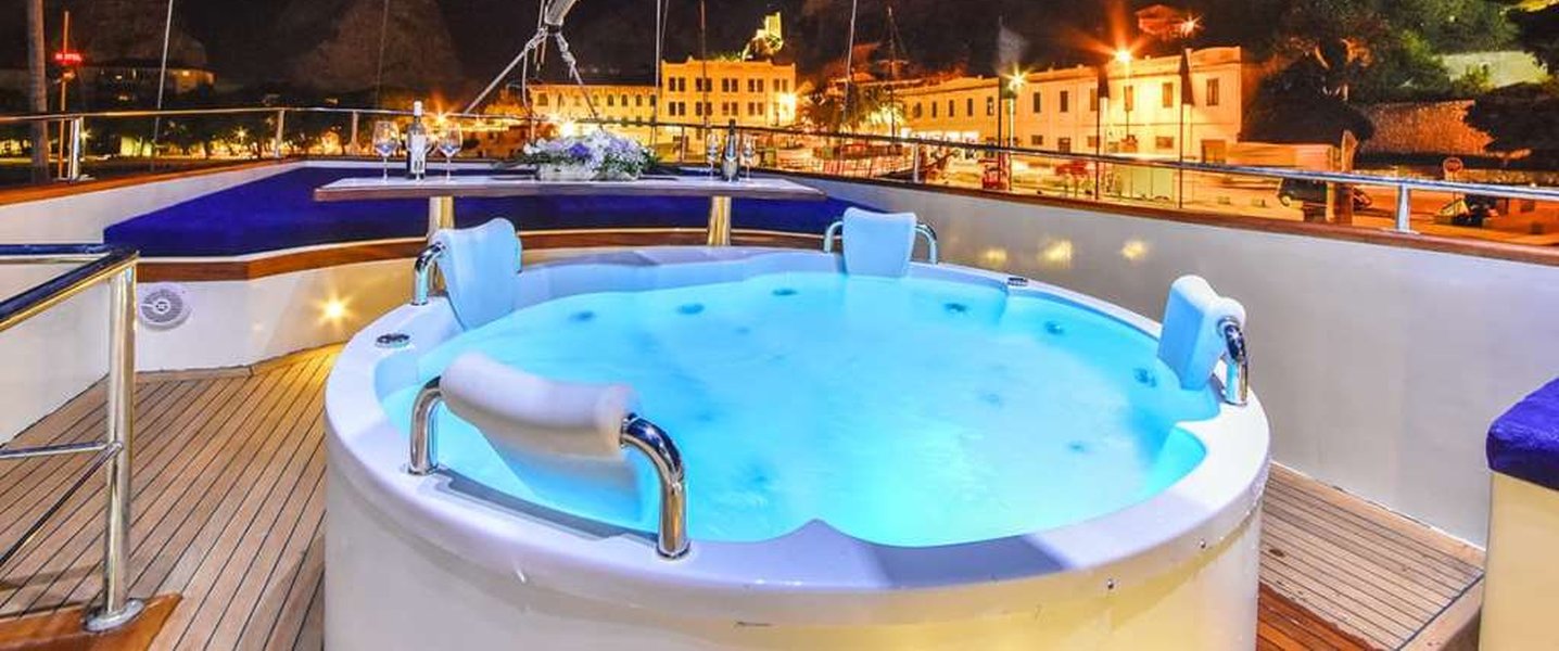 alt_prefix Saint Luca 