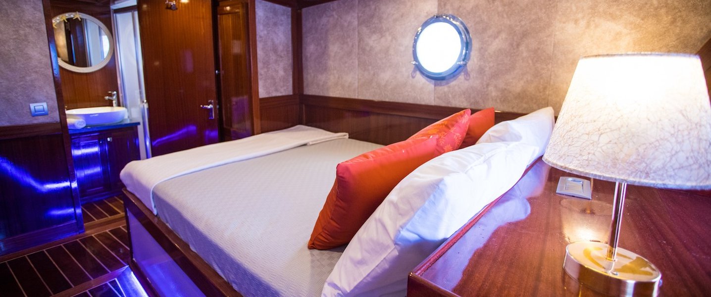 alt_prefix Queen of RTT 