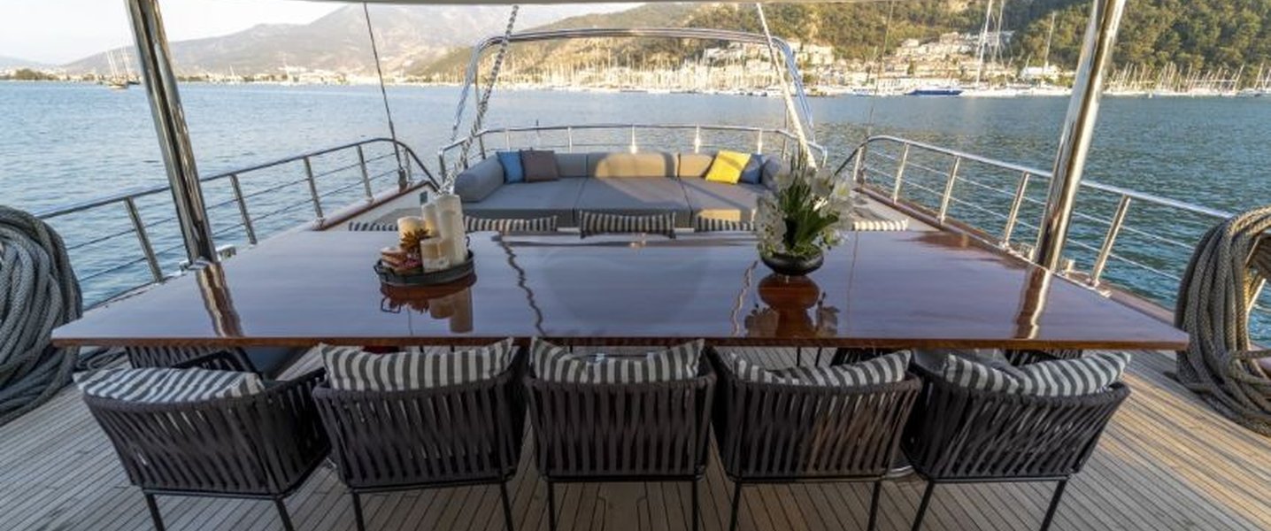 alt_prefix Queen of Makri 