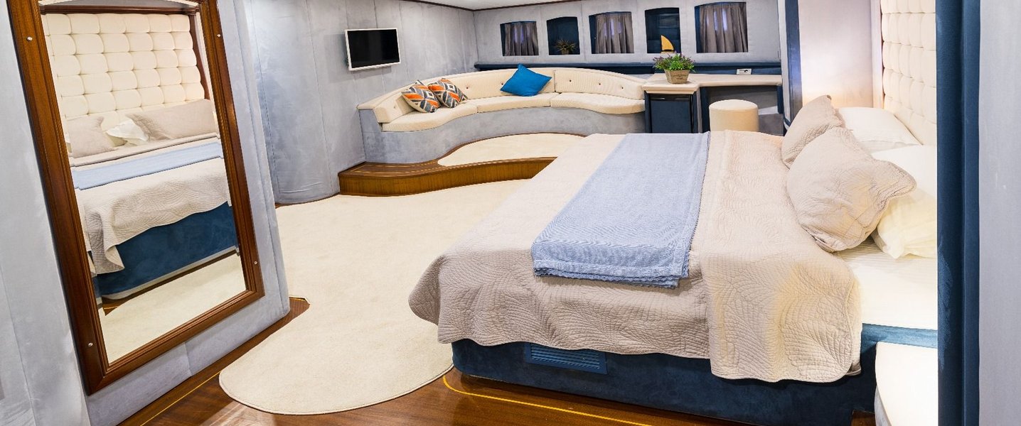 alt_prefix Bella Mare 