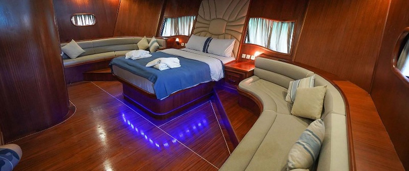 alt_prefix Prenses Esila 