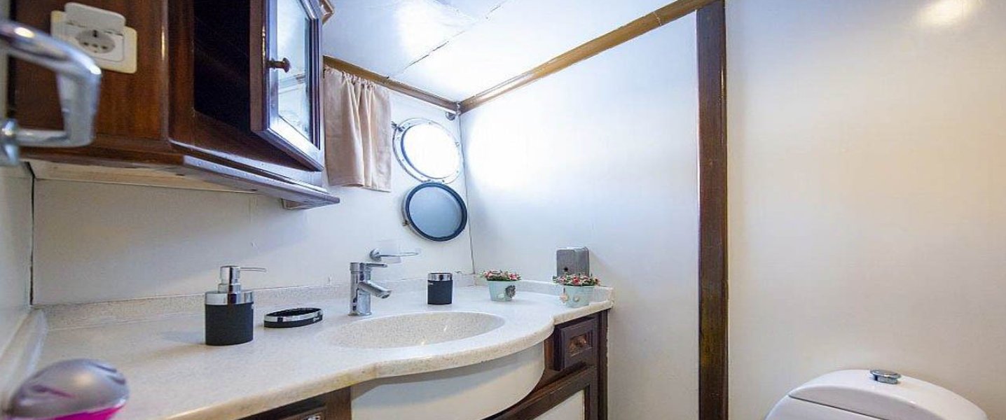 alt_prefix Vesta 1 Sevil 