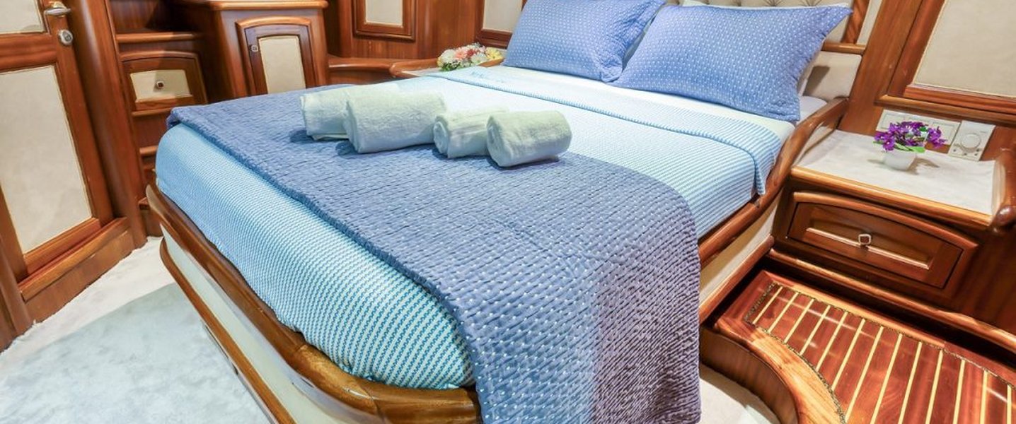 alt_prefix Mehmet Ayaz 