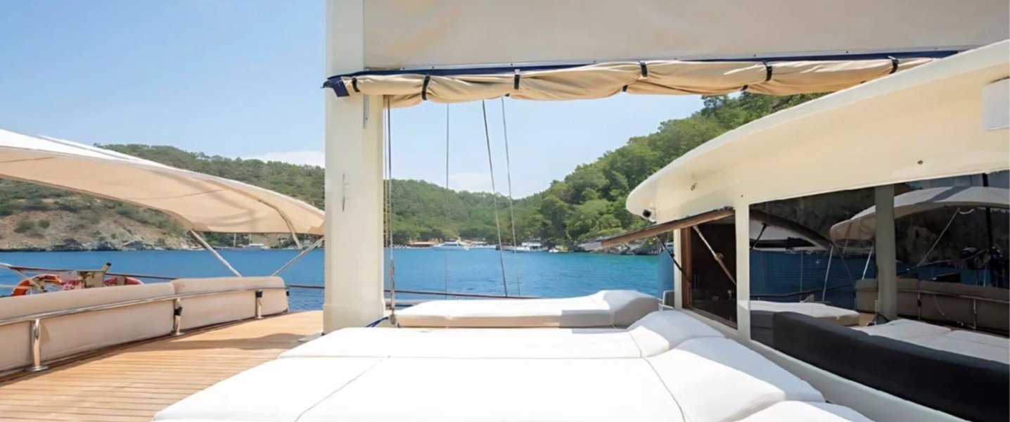 alt_prefix Cemre Mila 