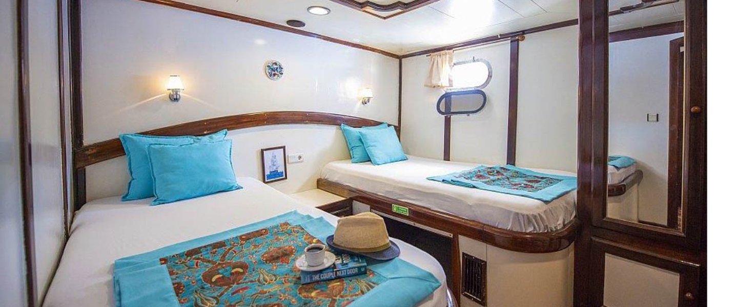 alt_prefix Vesta 1 Sevil 