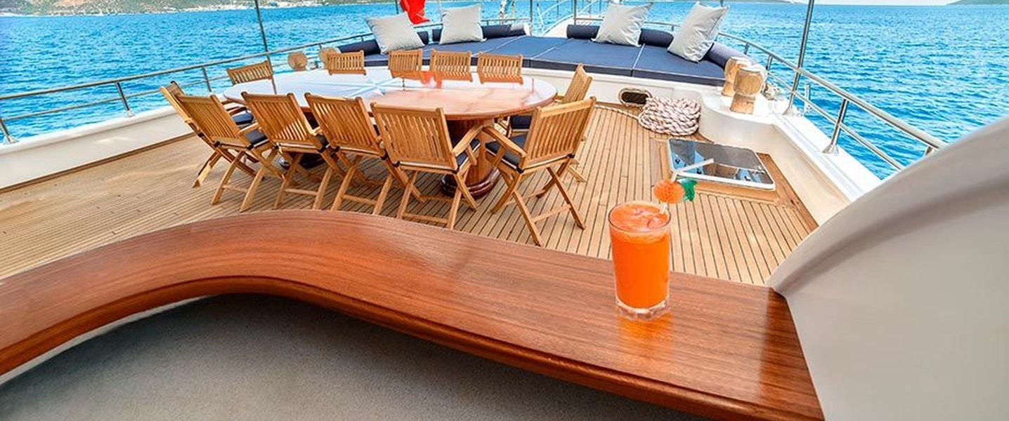 alt_prefix Bella Mare 