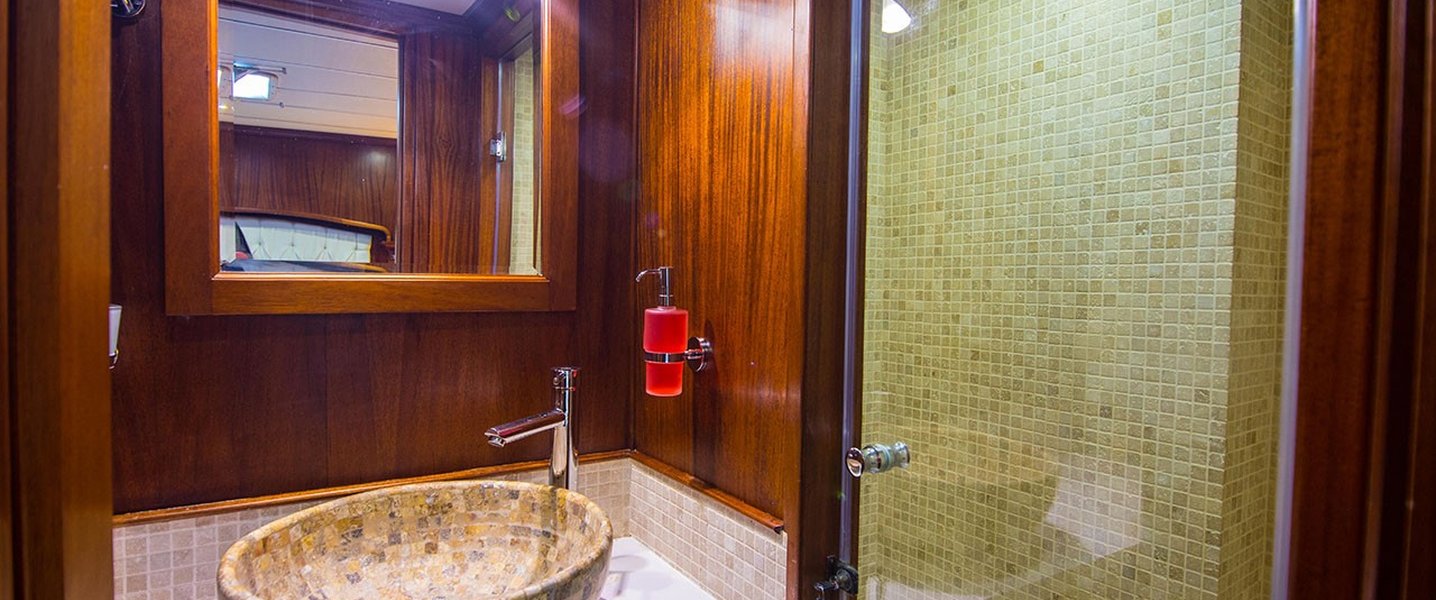 alt_prefix Dea Del Mare 