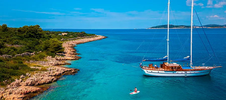 Alquiler goletas en Italia